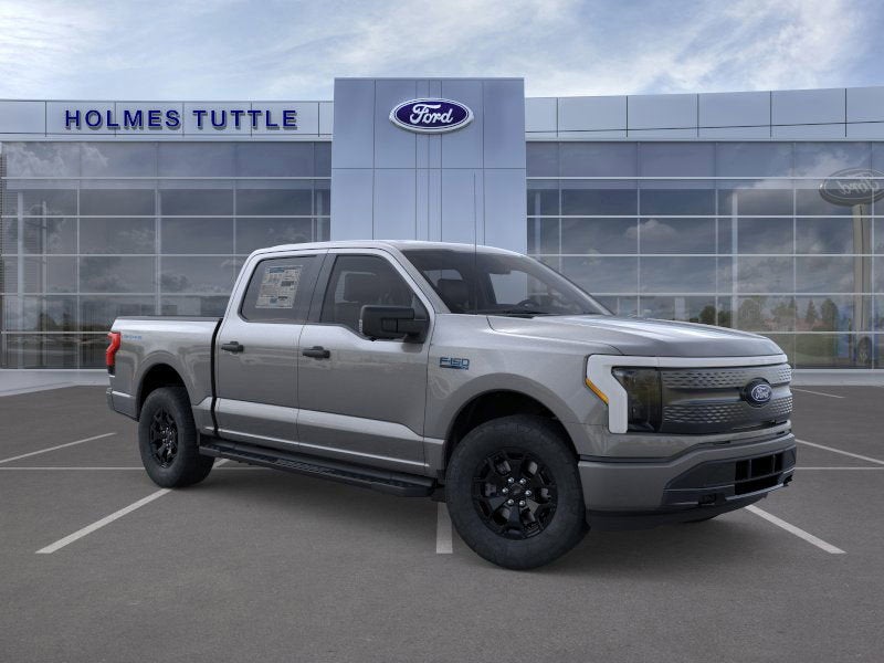 2025 Ford F-150 Lightning XLT