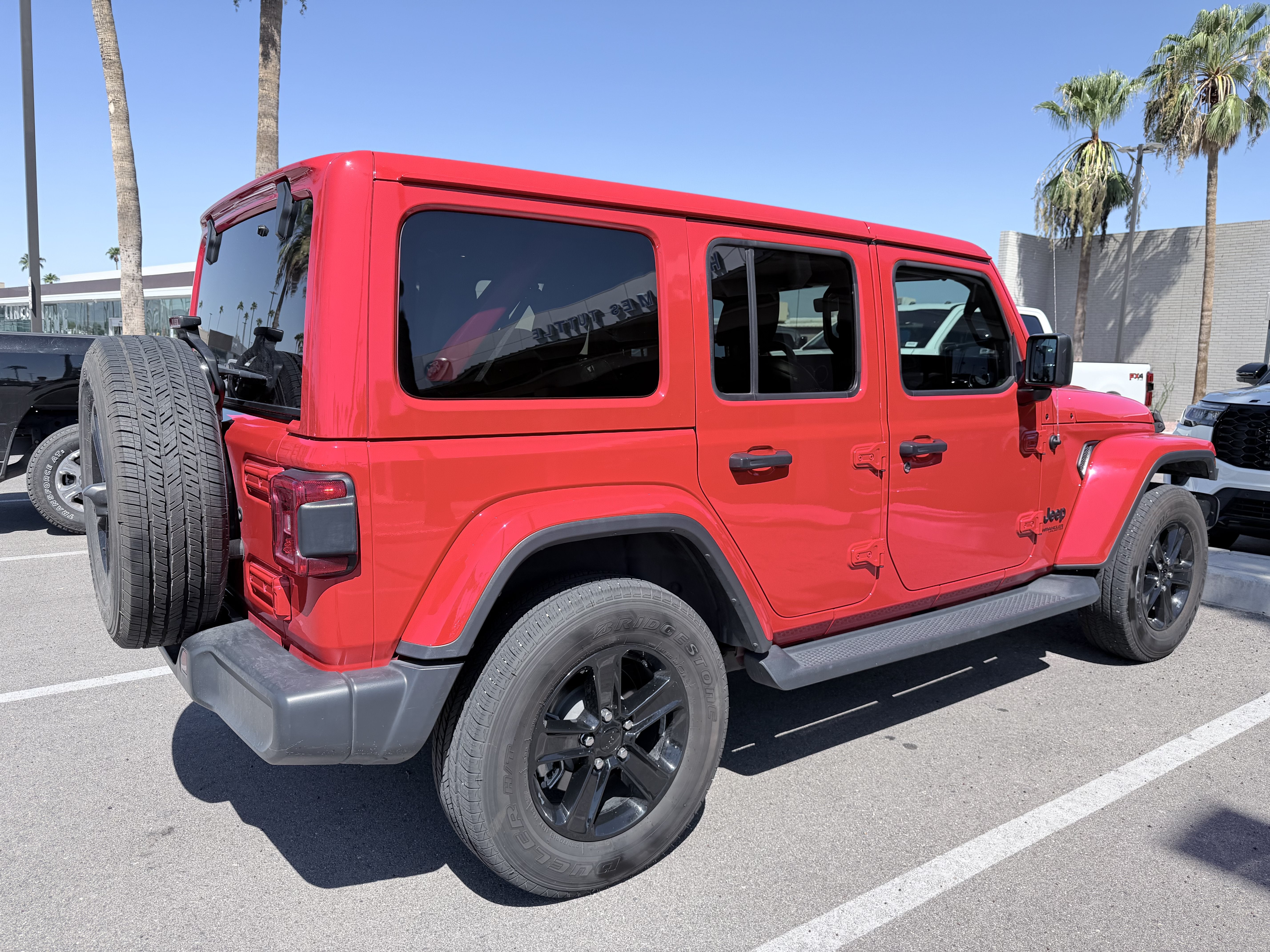2020 Jeep Wrangler Unlimited Sahara Altitude