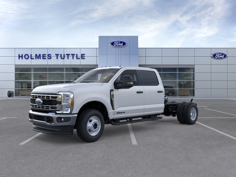 2026 Ford Super Duty F-350 DRW Base