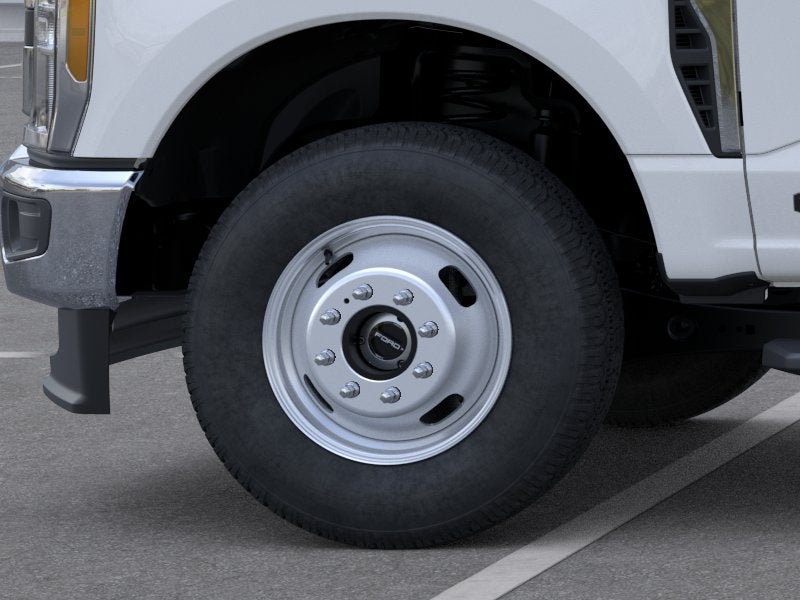 2026 Ford Super Duty F-350 DRW Base