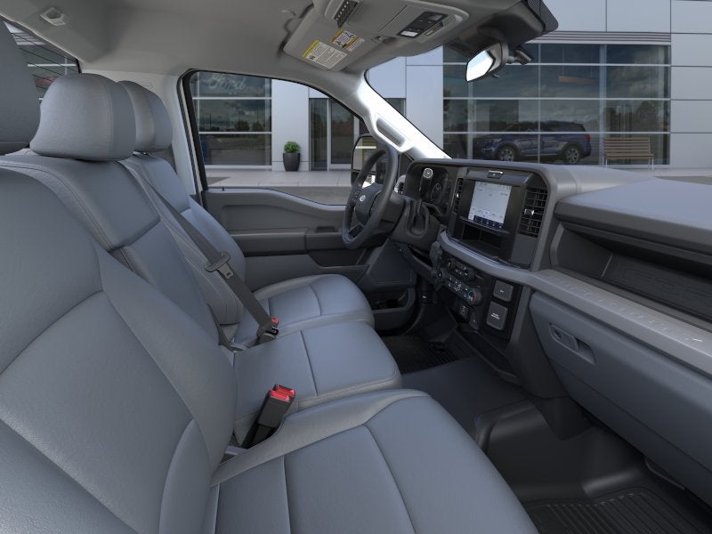2025 Ford Super Duty F-600 DRW XL