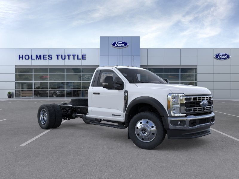 2025 Ford F-450 Super Duty Chassis Cab XLT - Photo 7