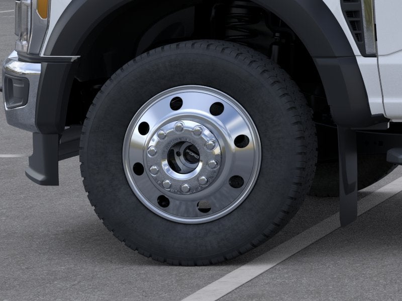 2025 Ford F-450 Super Duty Chassis Cab XLT - Photo 19