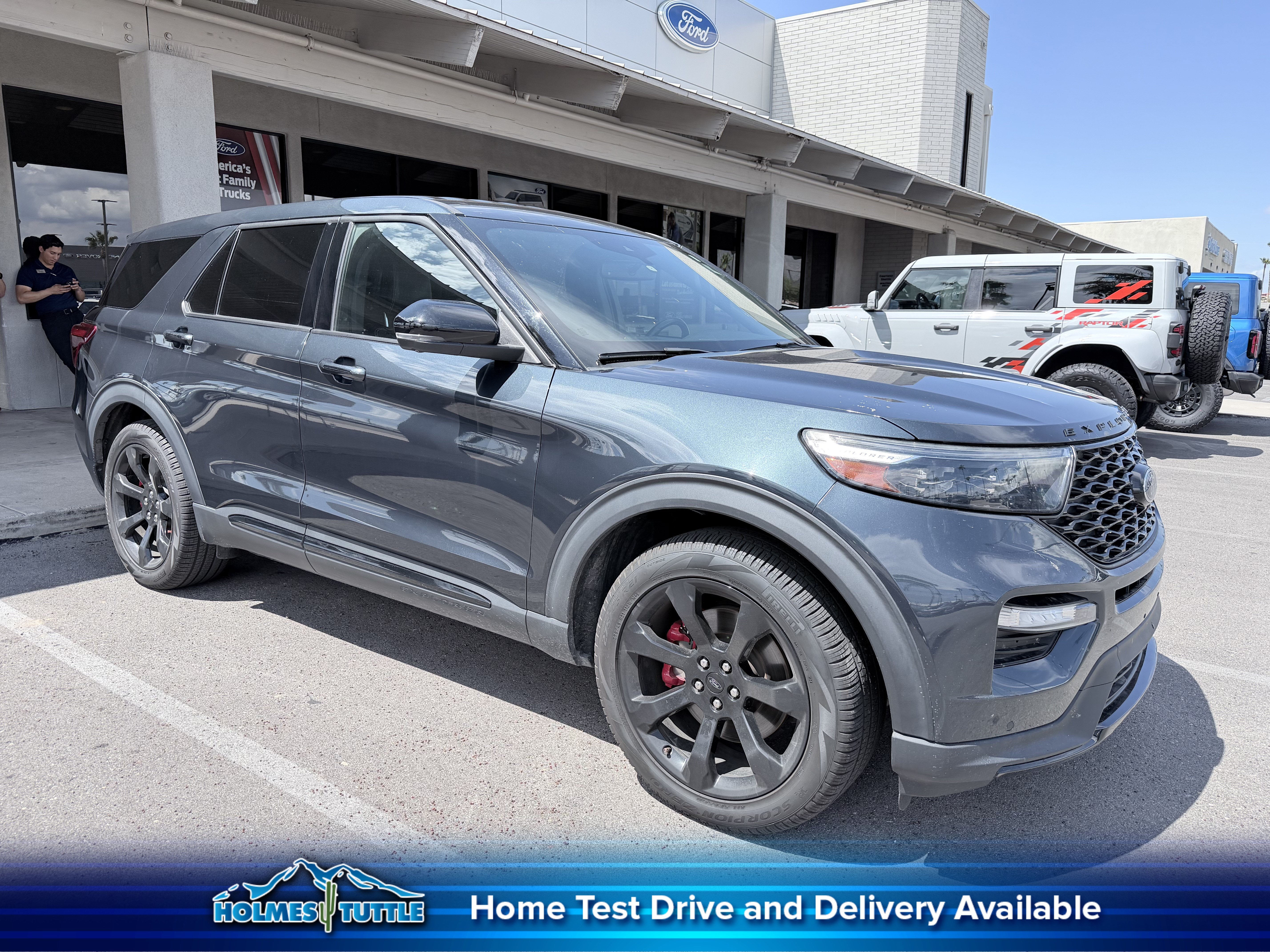 2022 Ford Explorer ST