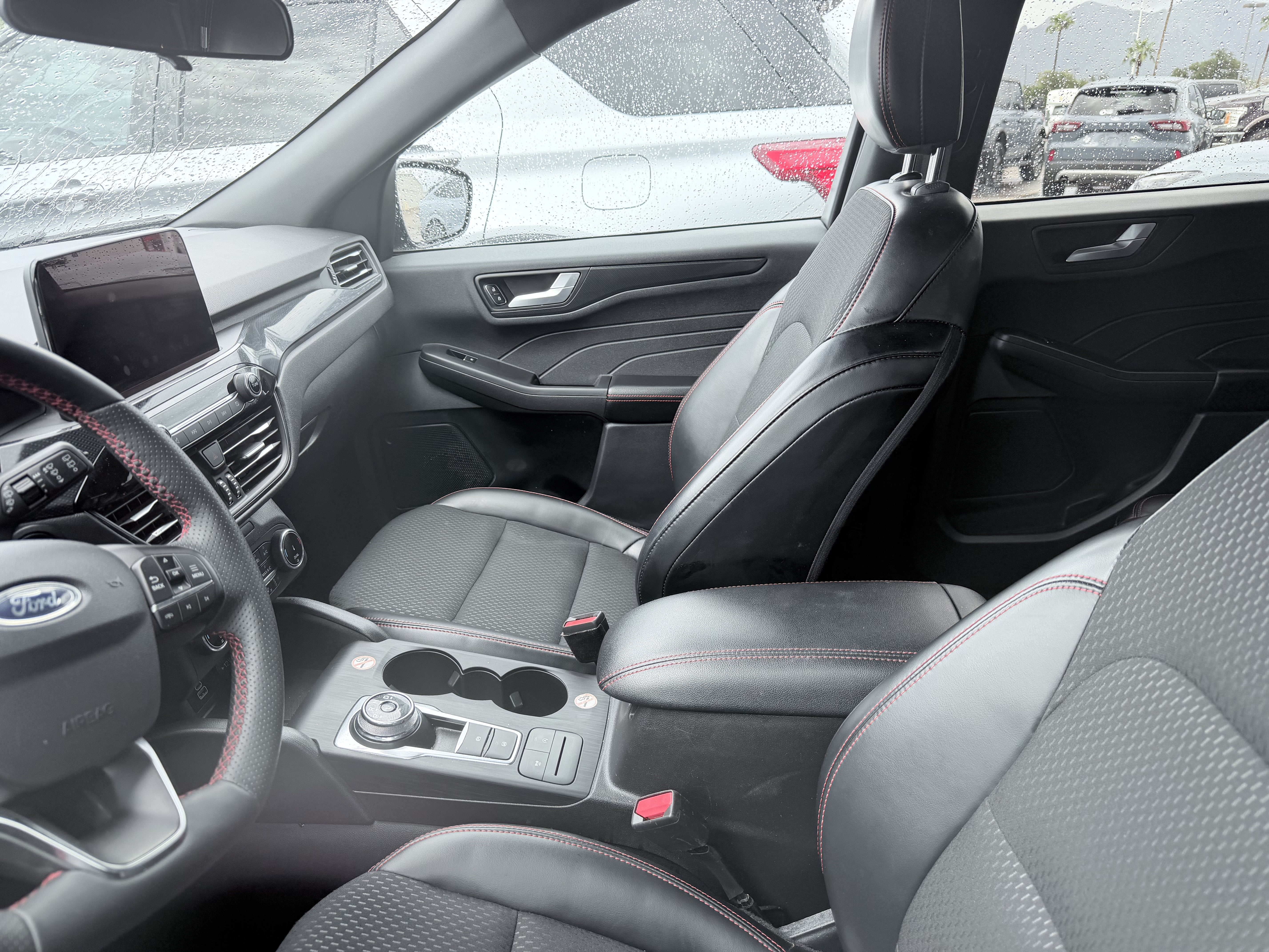 2025 Ford Escape ST-Line Select