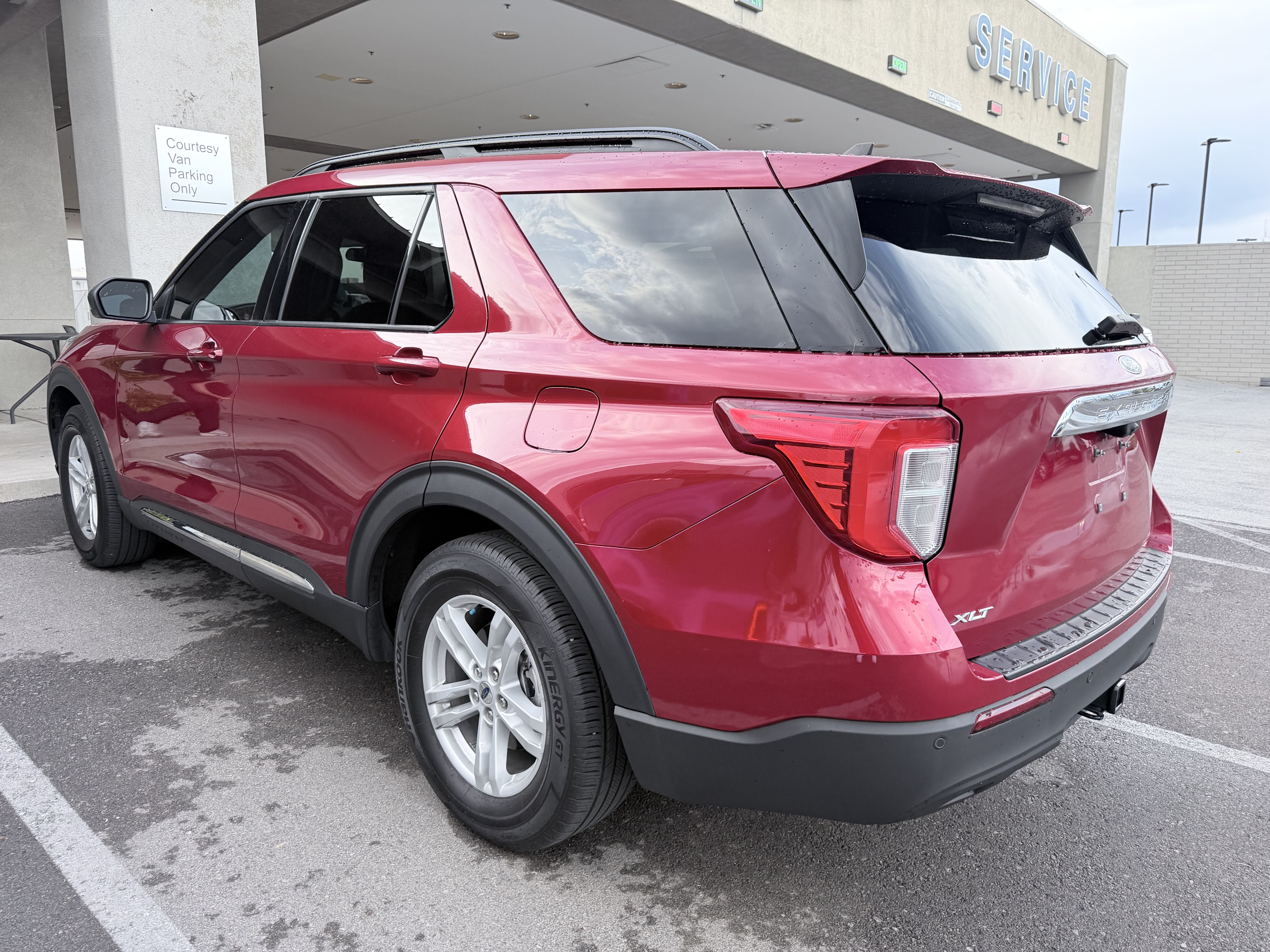 2024 Ford Explorer XLT