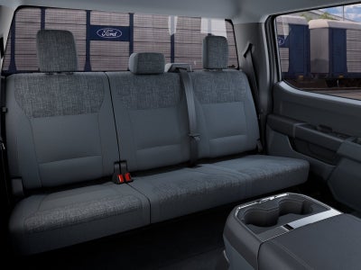 2027 Ford Super Duty F-350 SRW XLT