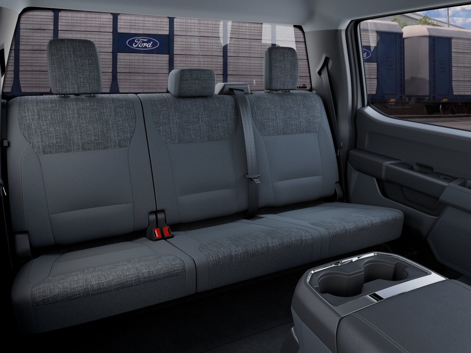 2027 Ford Super Duty F-350 SRW XLT