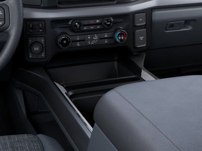 2027 Ford Super Duty F-350 SRW XLT
