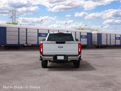 2027 Ford Super Duty F-350 SRW XLT