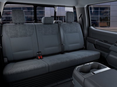 2027 Ford Super Duty F-350 SRW XLT