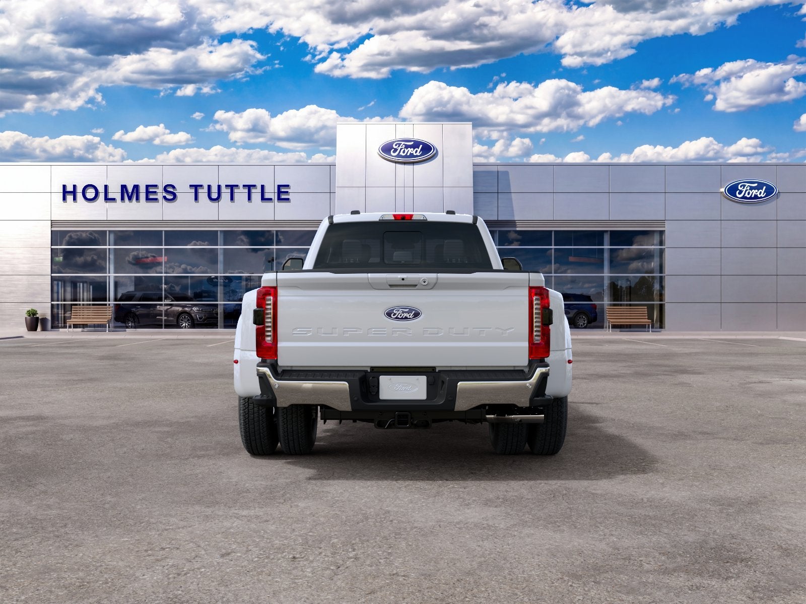 2027 Ford Super Duty F-350 DRW LARIAT