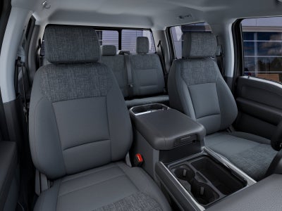 2027 Ford Super Duty F-350 DRW XLT