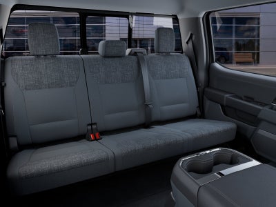 2027 Ford Super Duty F-350 DRW XLT
