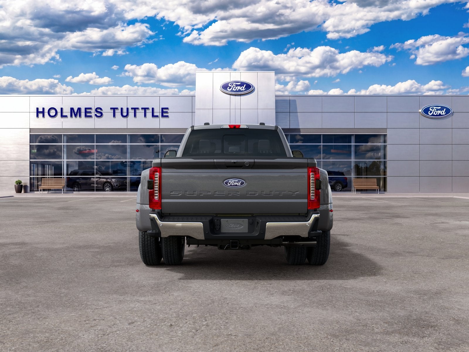 2027 Ford Super Duty F-350 DRW XLT
