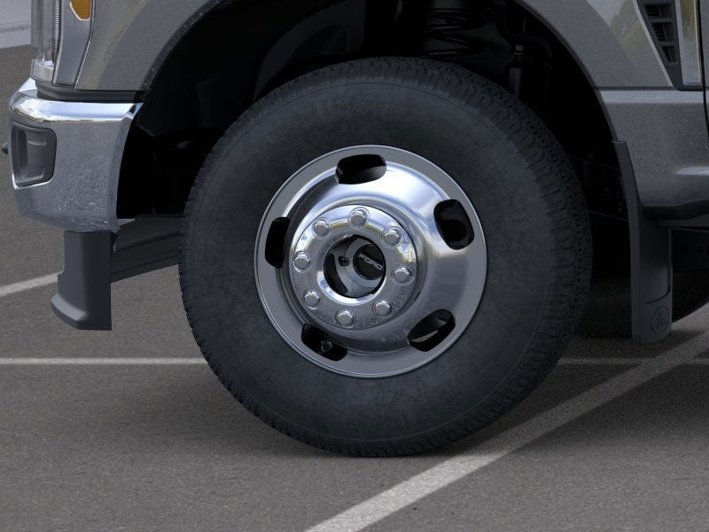 2026 Ford Super Duty F-350 DRW Base