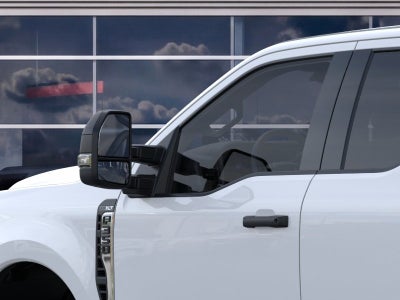 2026 Ford Super Duty F-350 SRW XLT