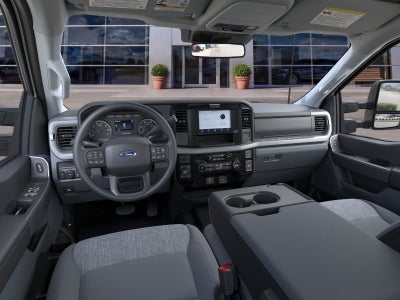 2026 Ford Super Duty F-350 SRW XLT