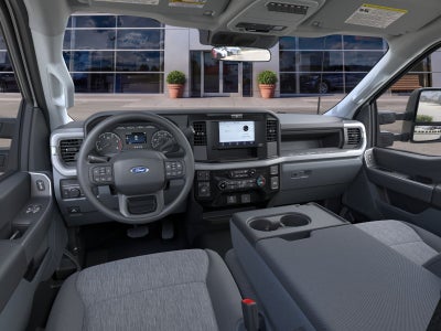 2026 Ford Super Duty F-350 DRW XL