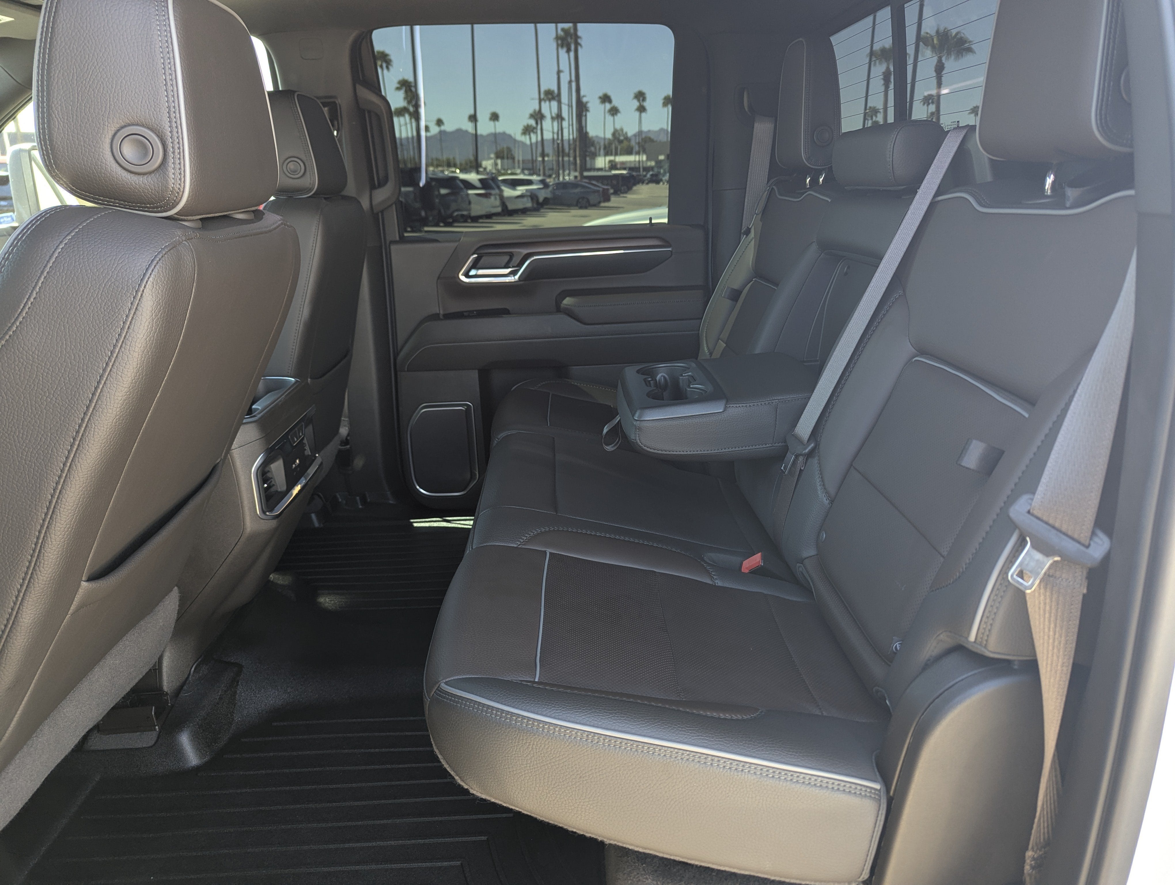 2024 GMC Sierra 2500HD Denali