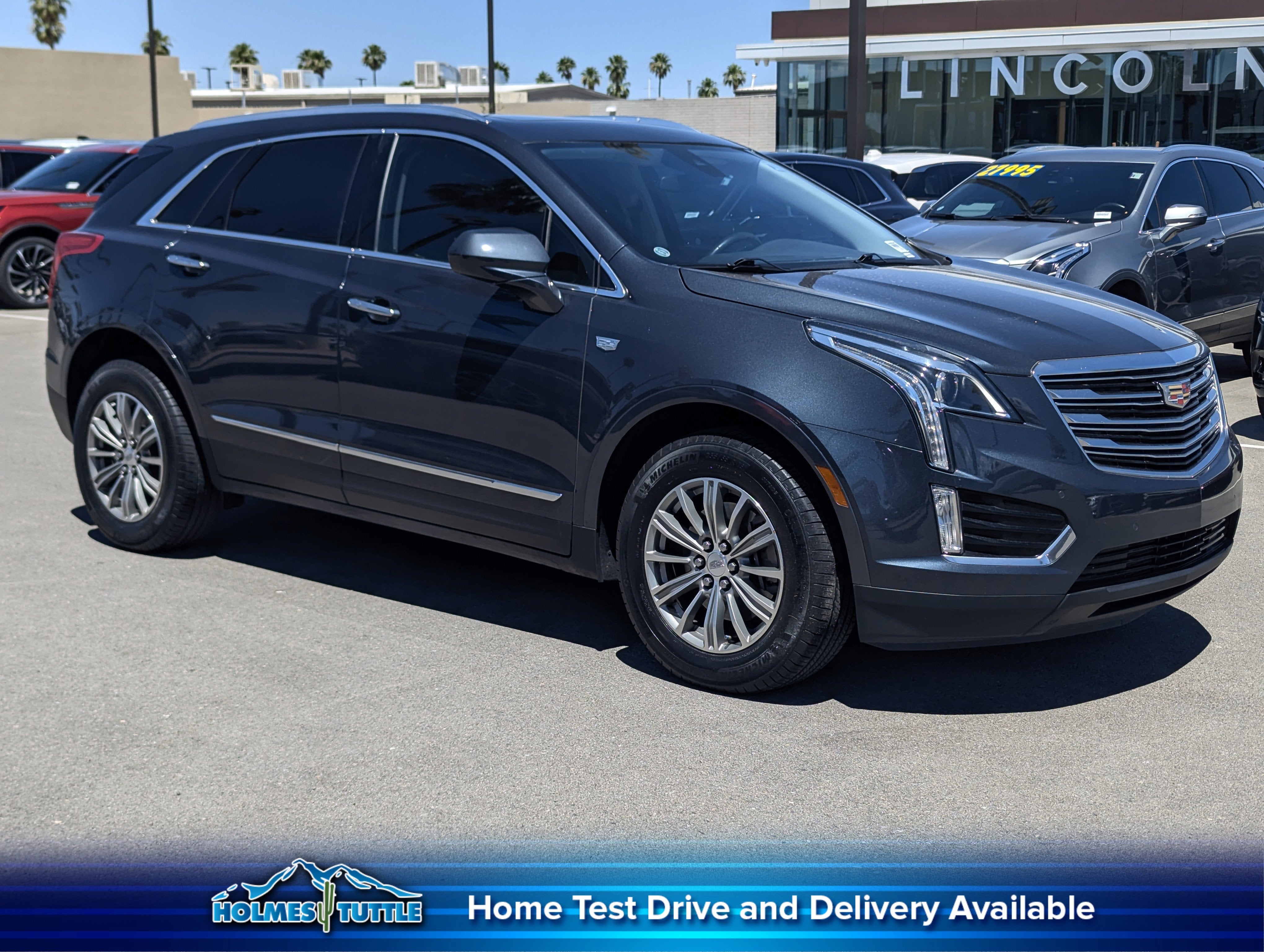 2019 Cadillac XT5 FWD Luxury's photo