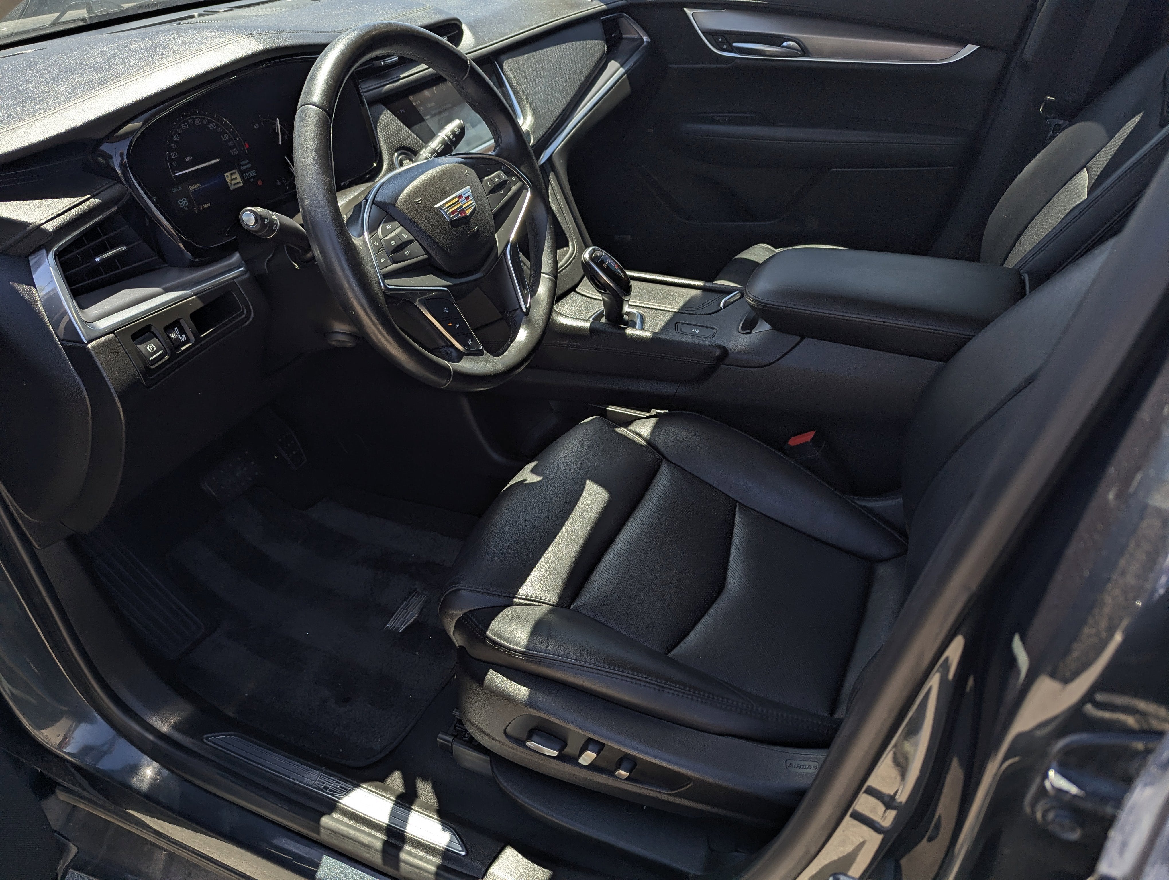 2019 Cadillac XT5 Luxury FWD