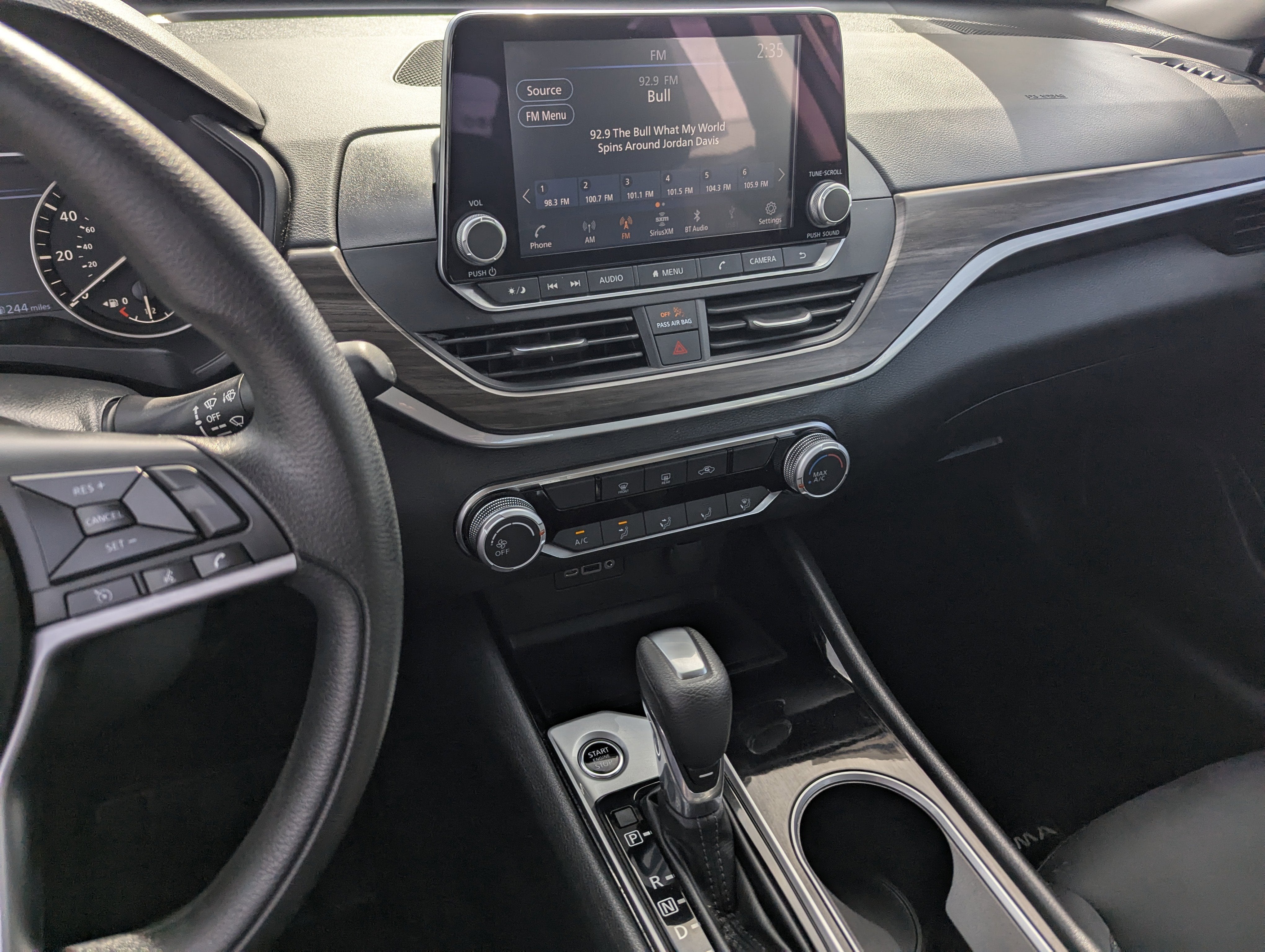 2024 Nissan Altima 2.5 SV