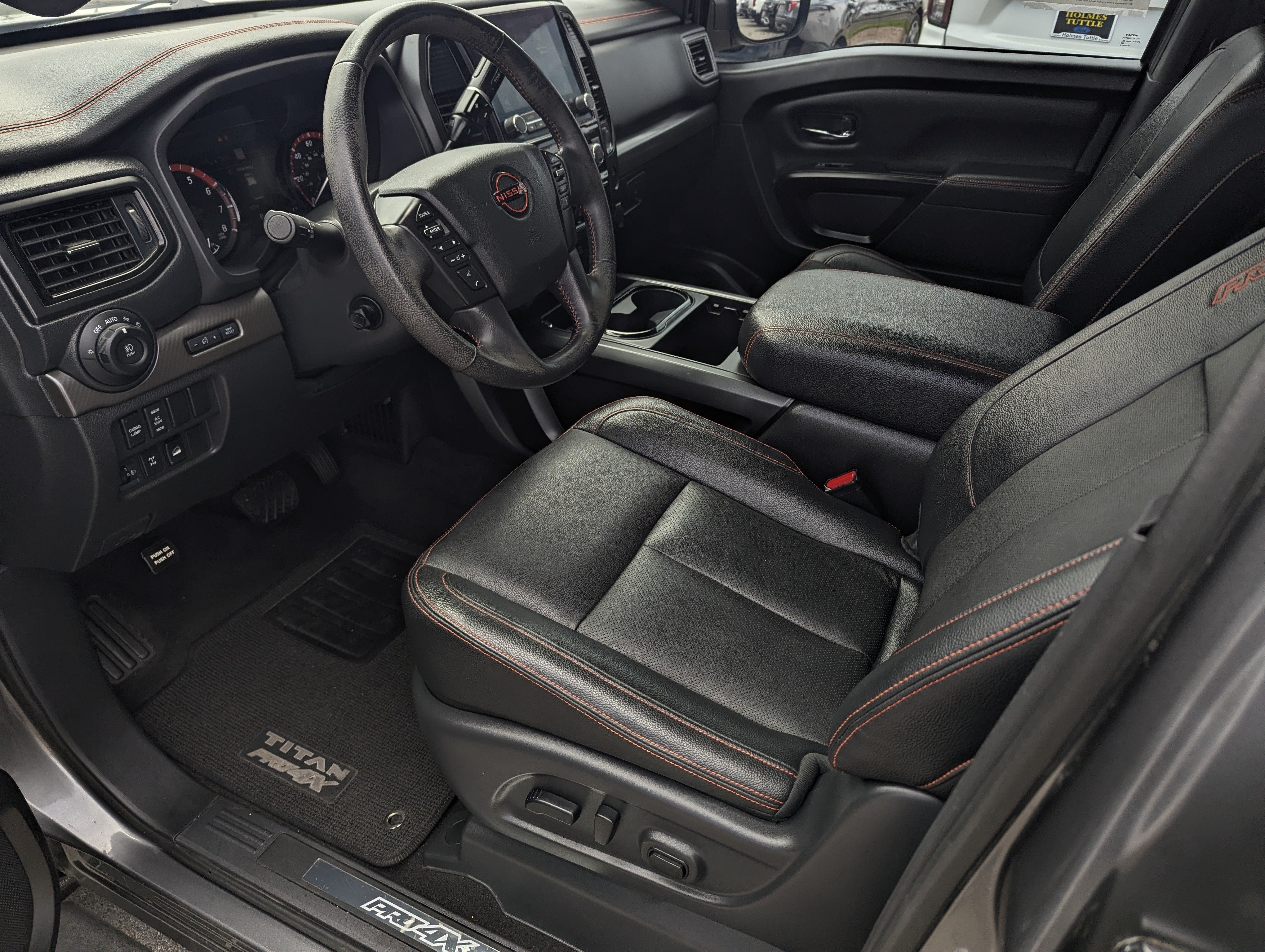 2024 Nissan Titan PRO-4X