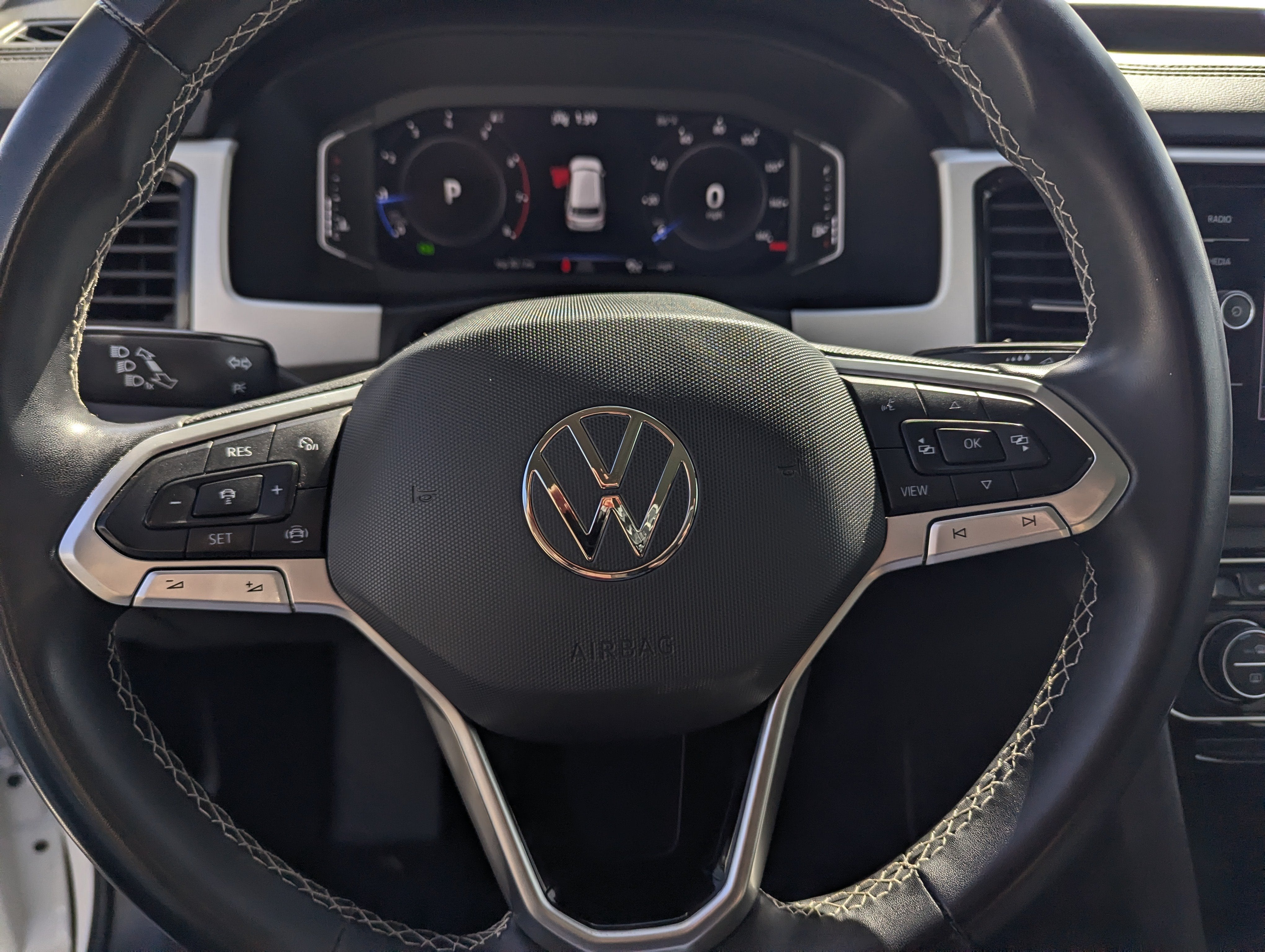 2022 Volkswagen Atlas 3.6L V6 SE w/Technology