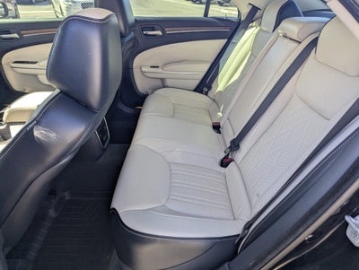 2017 Chrysler 300 300C Platinum