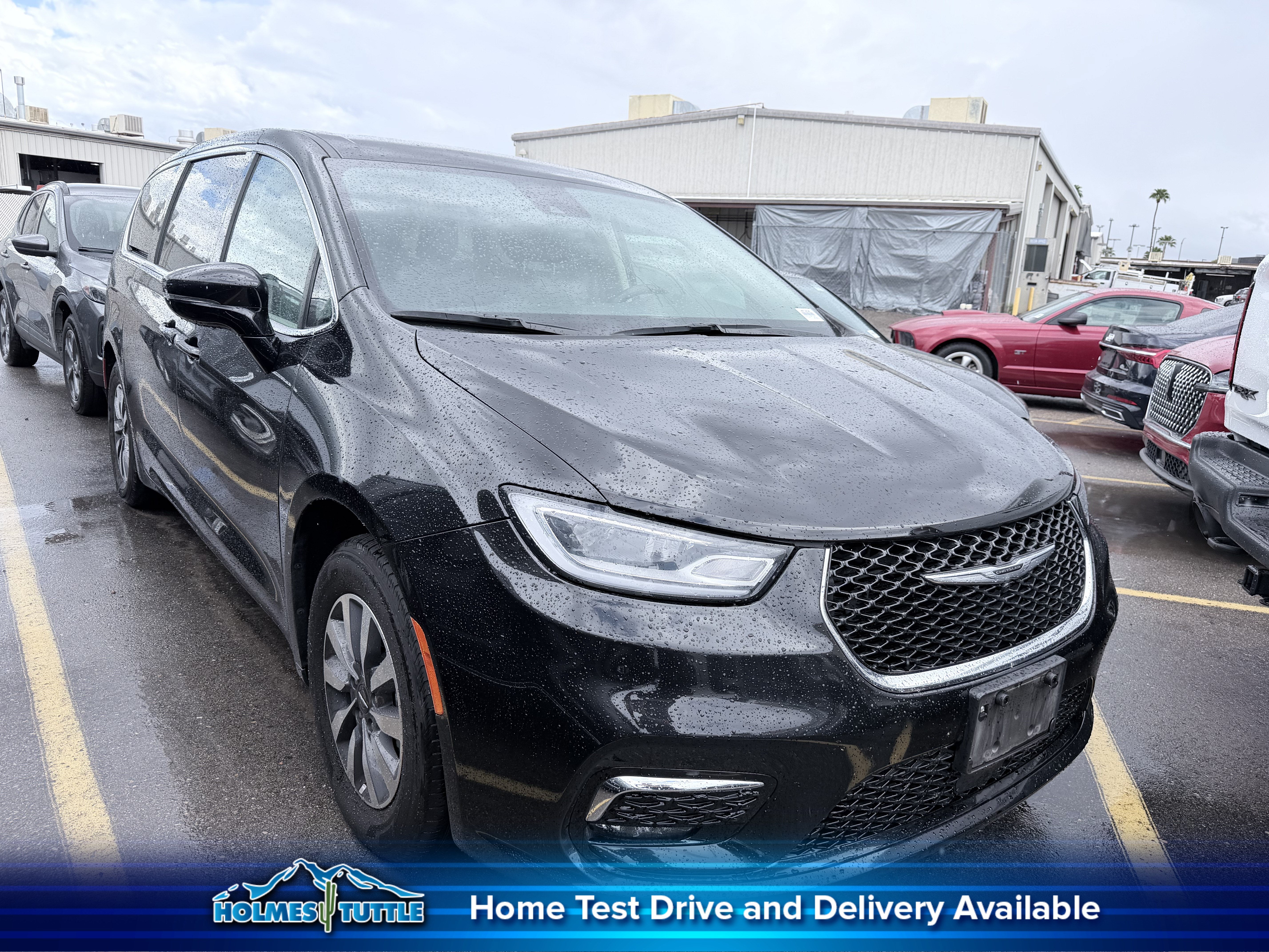 2024 Chrysler Pacifica Hybrid Select
