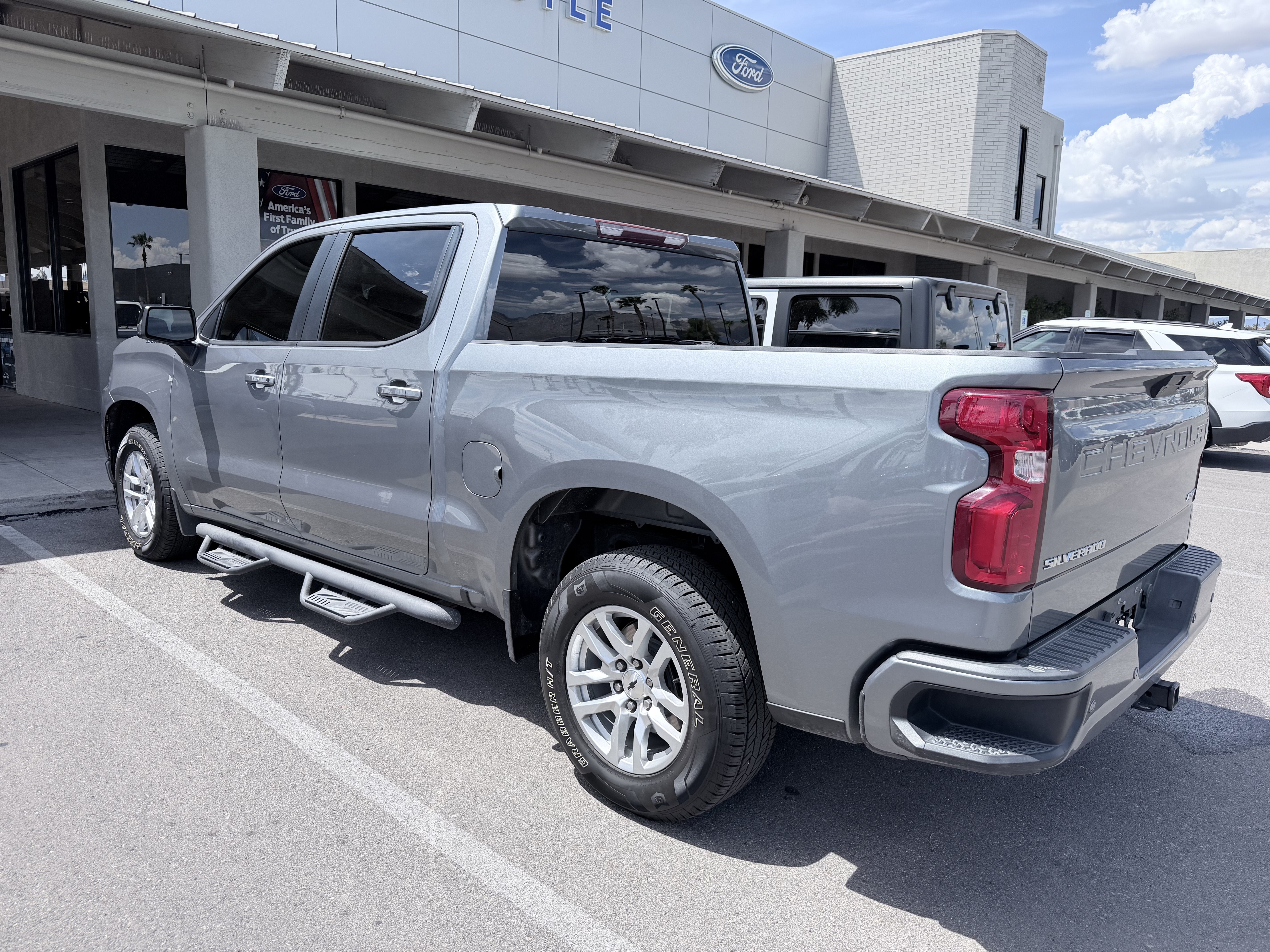 2020 Chevrolet Silverado 1500 RST