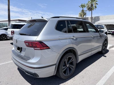 2023 Volkswagen Tiguan SE R-Line Black