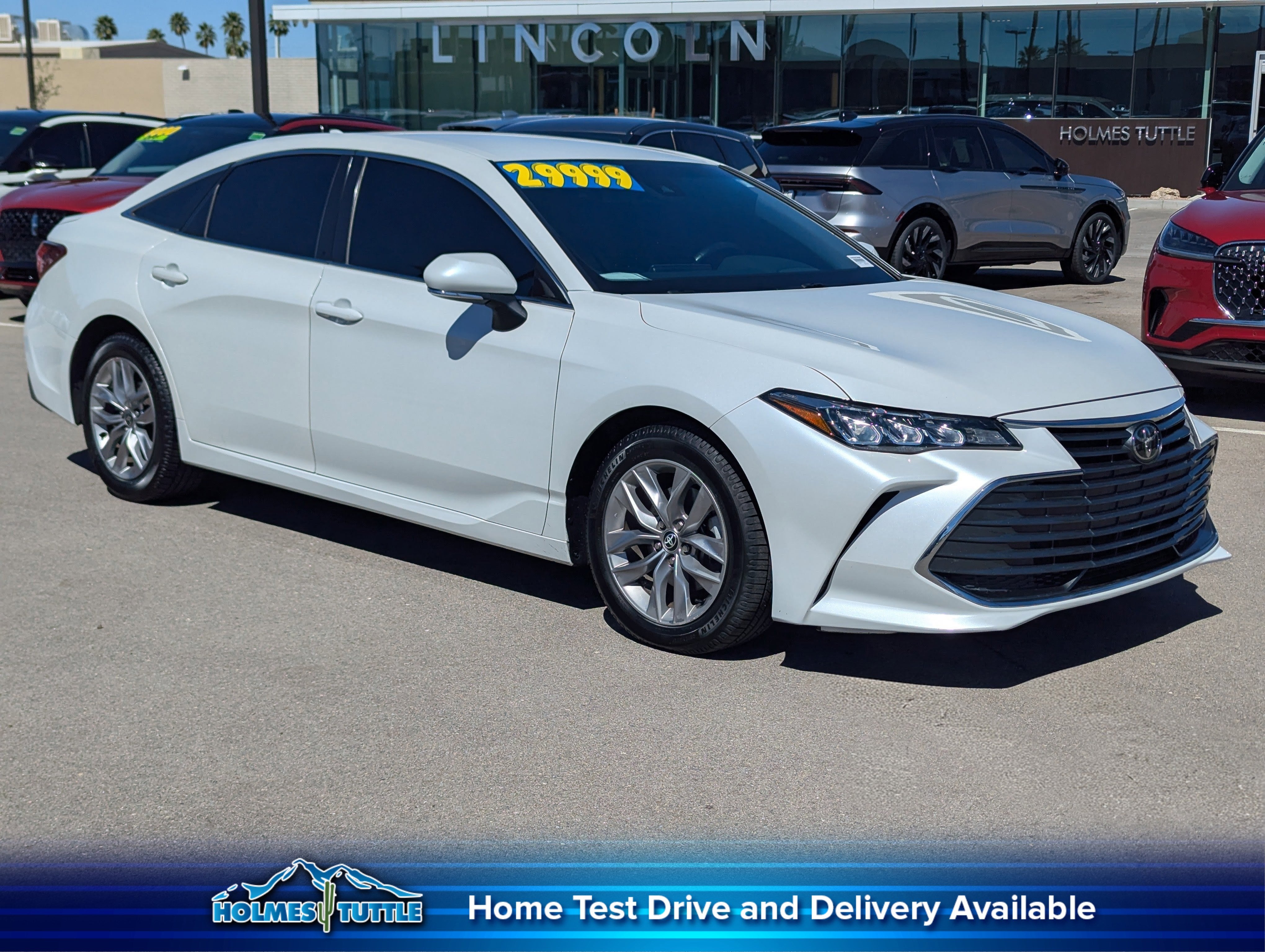 2022 Toyota Avalon XLE