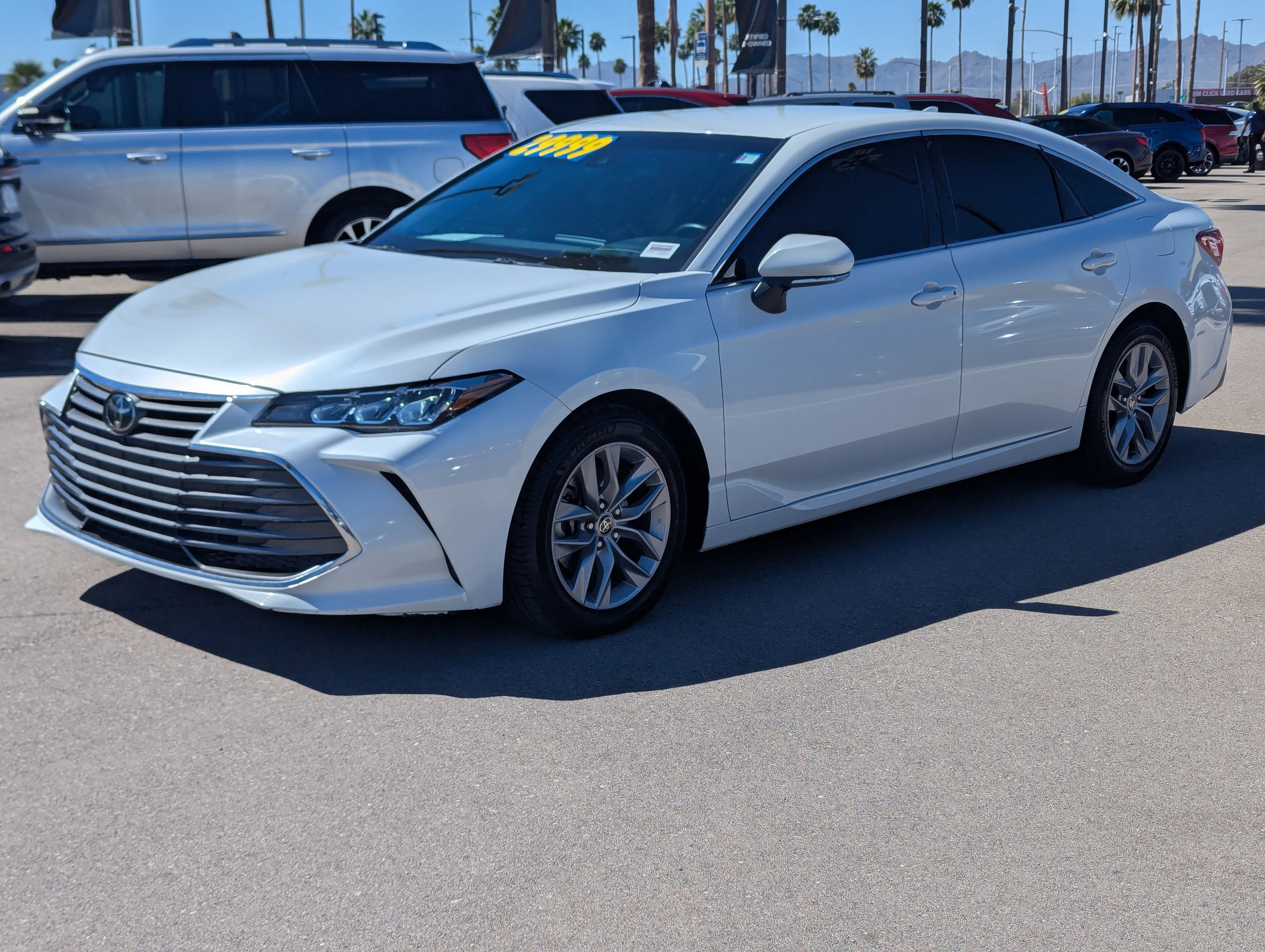 2022 Toyota Avalon XLE
