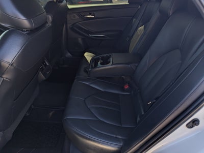 2022 Toyota Avalon XLE