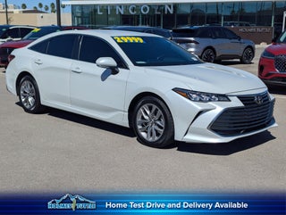 2022 Toyota Avalon XLE