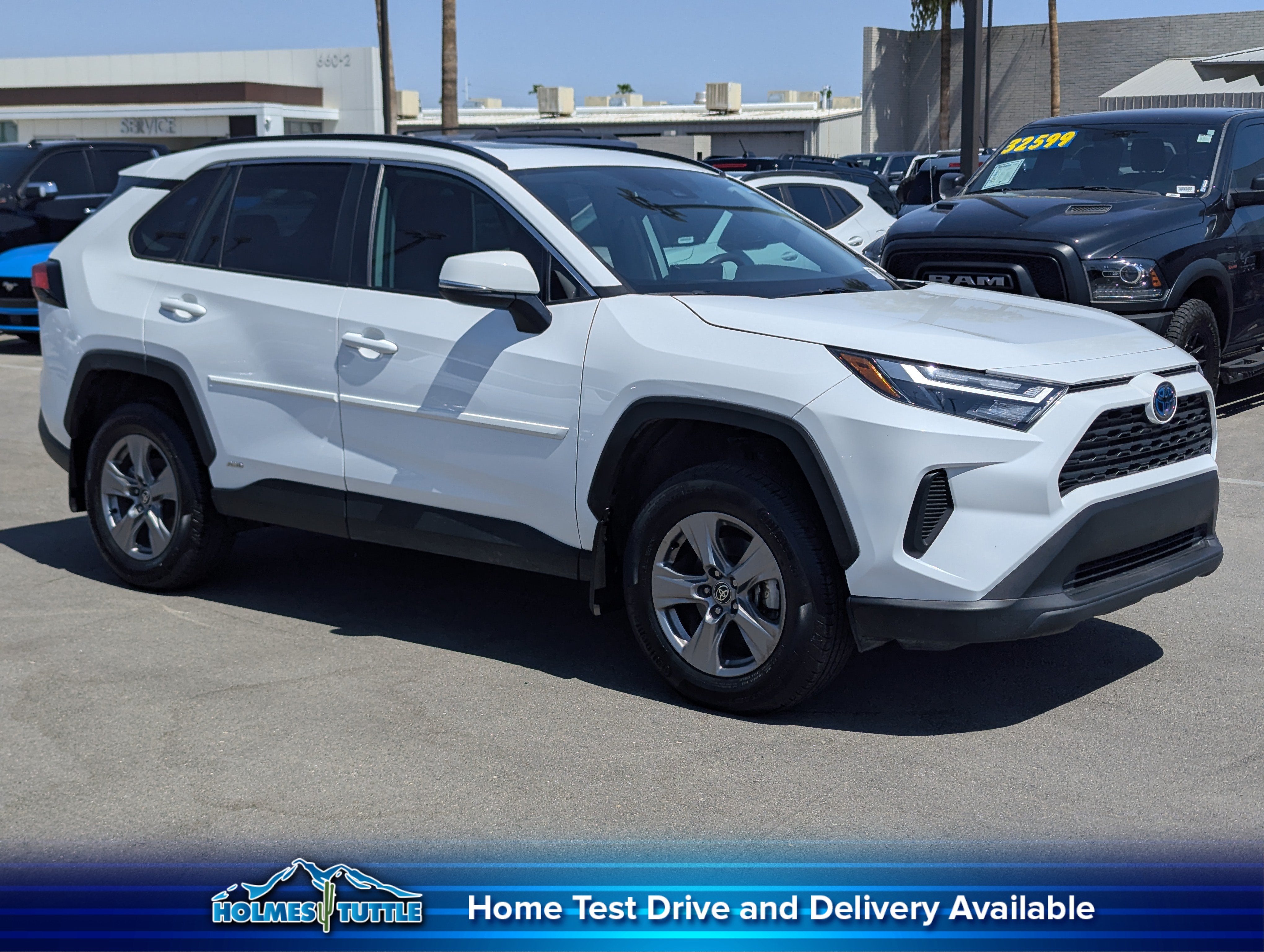 2024 Toyota RAV4 Hybrid XLE