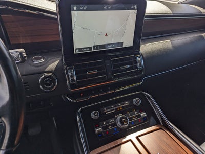 2019 Lincoln Navigator Select