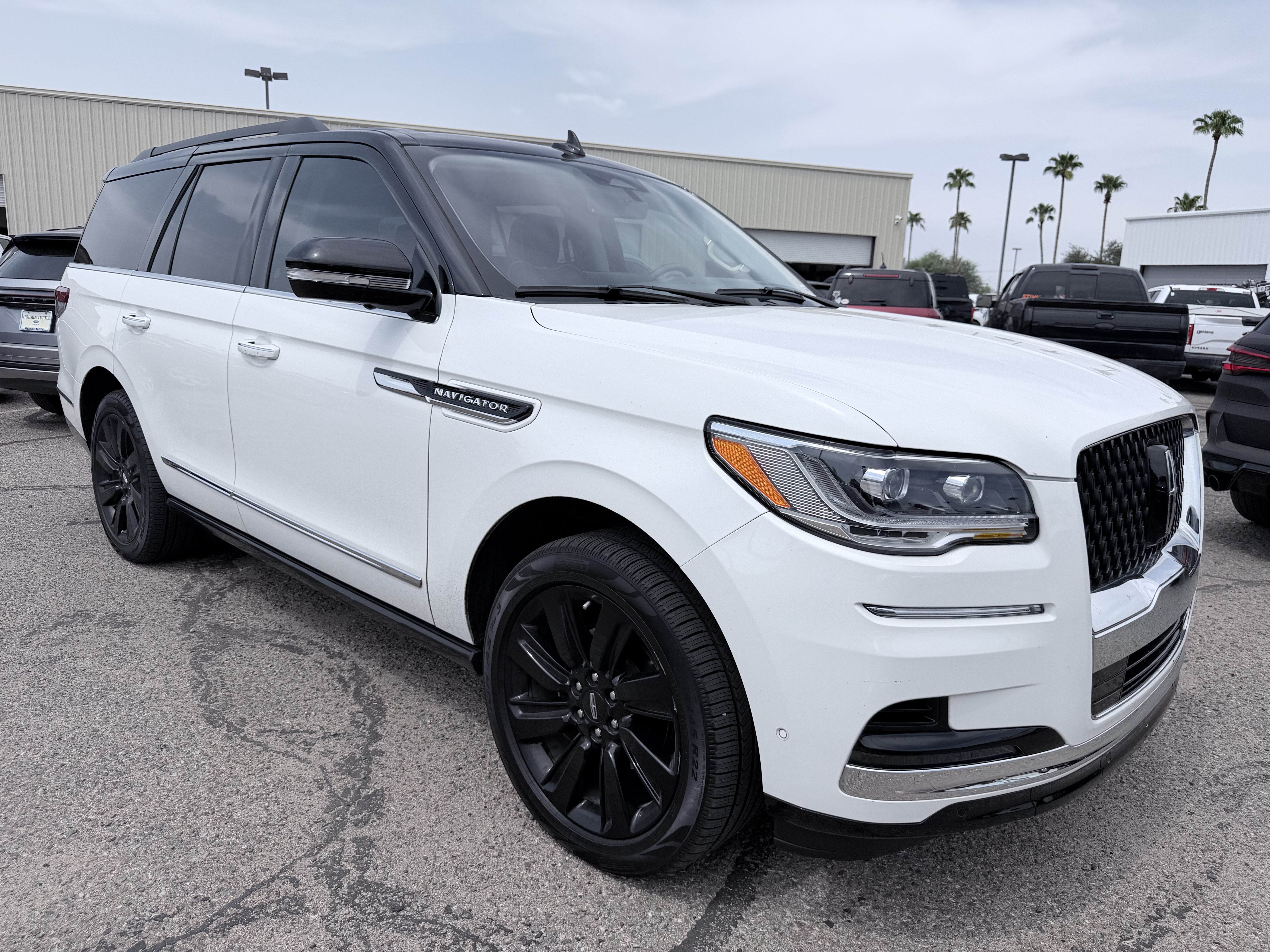 2022 Lincoln Navigator Black Label