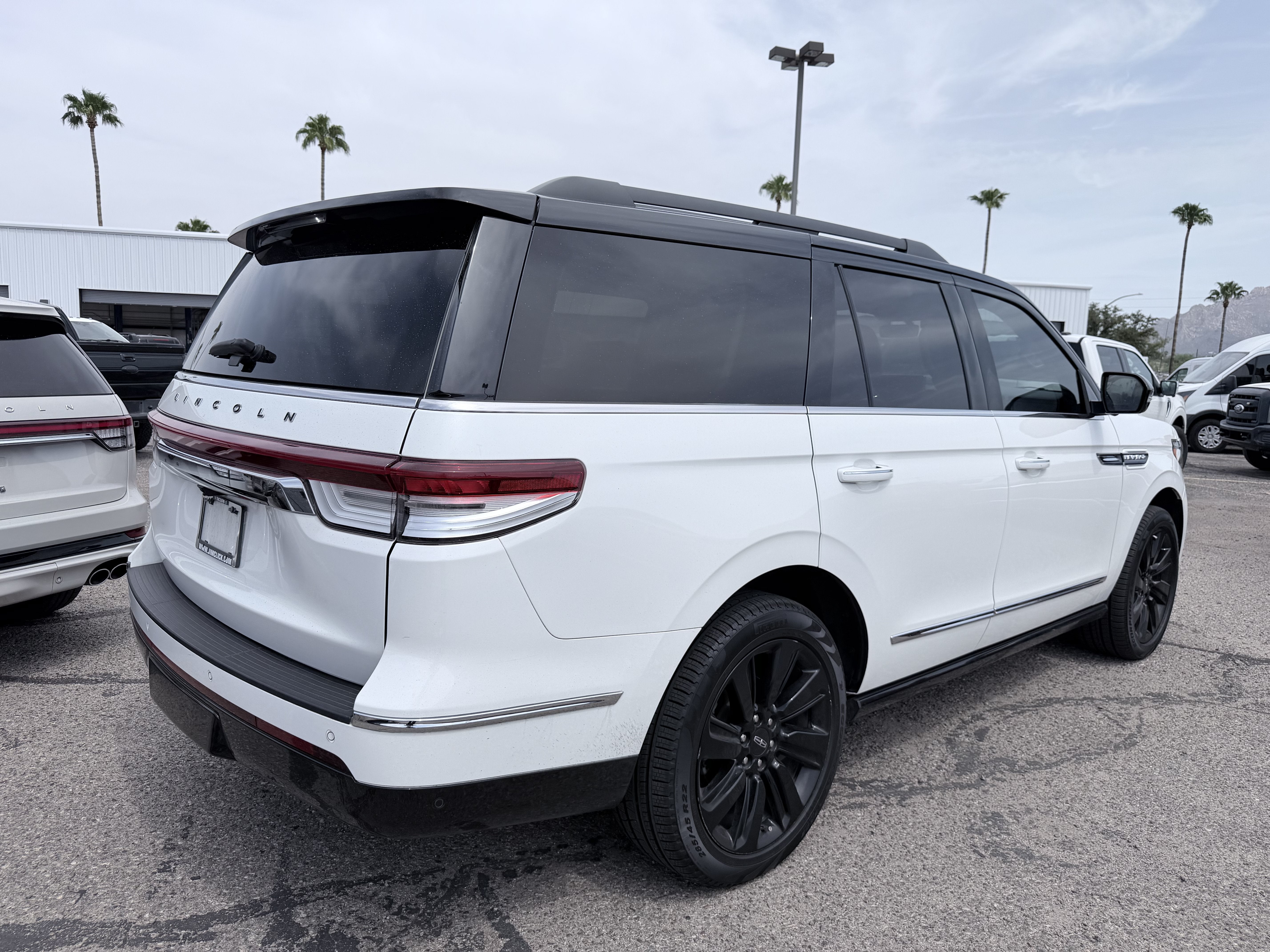 2022 Lincoln Navigator Black Label