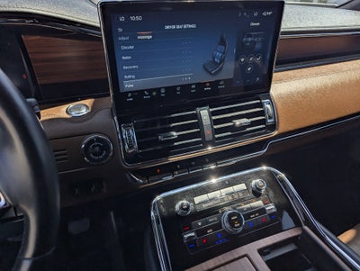 2024 Lincoln Navigator L Reserve