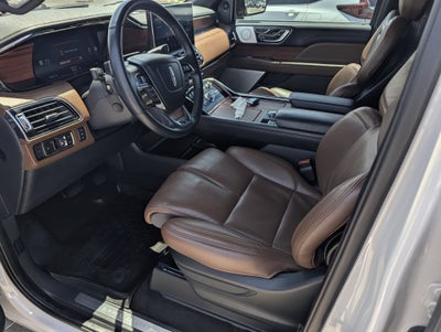 2024 Lincoln Navigator L Reserve