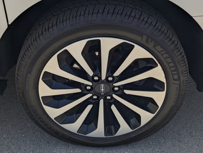 2024 Lincoln Navigator L Reserve