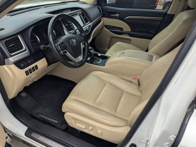 2018 Toyota Highlander Limited Platinum