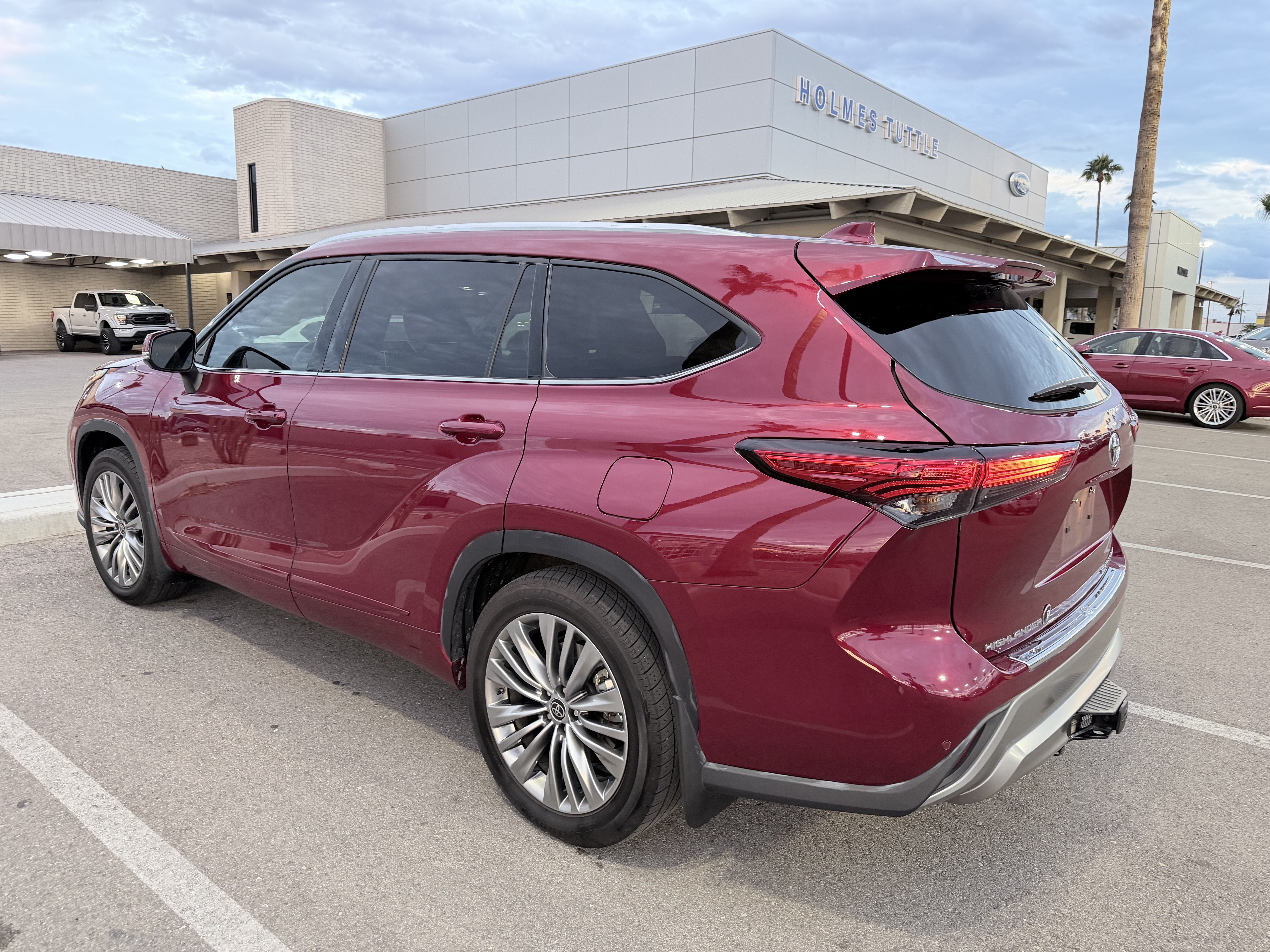 2022 Toyota Highlander Platinum