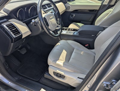 2020 Land Rover Discovery SE